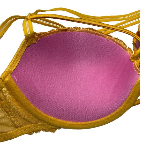 PINK Victoria's Secret Date Push Up Bra Women 32D Adds one cup size - Picture 8 of 9
